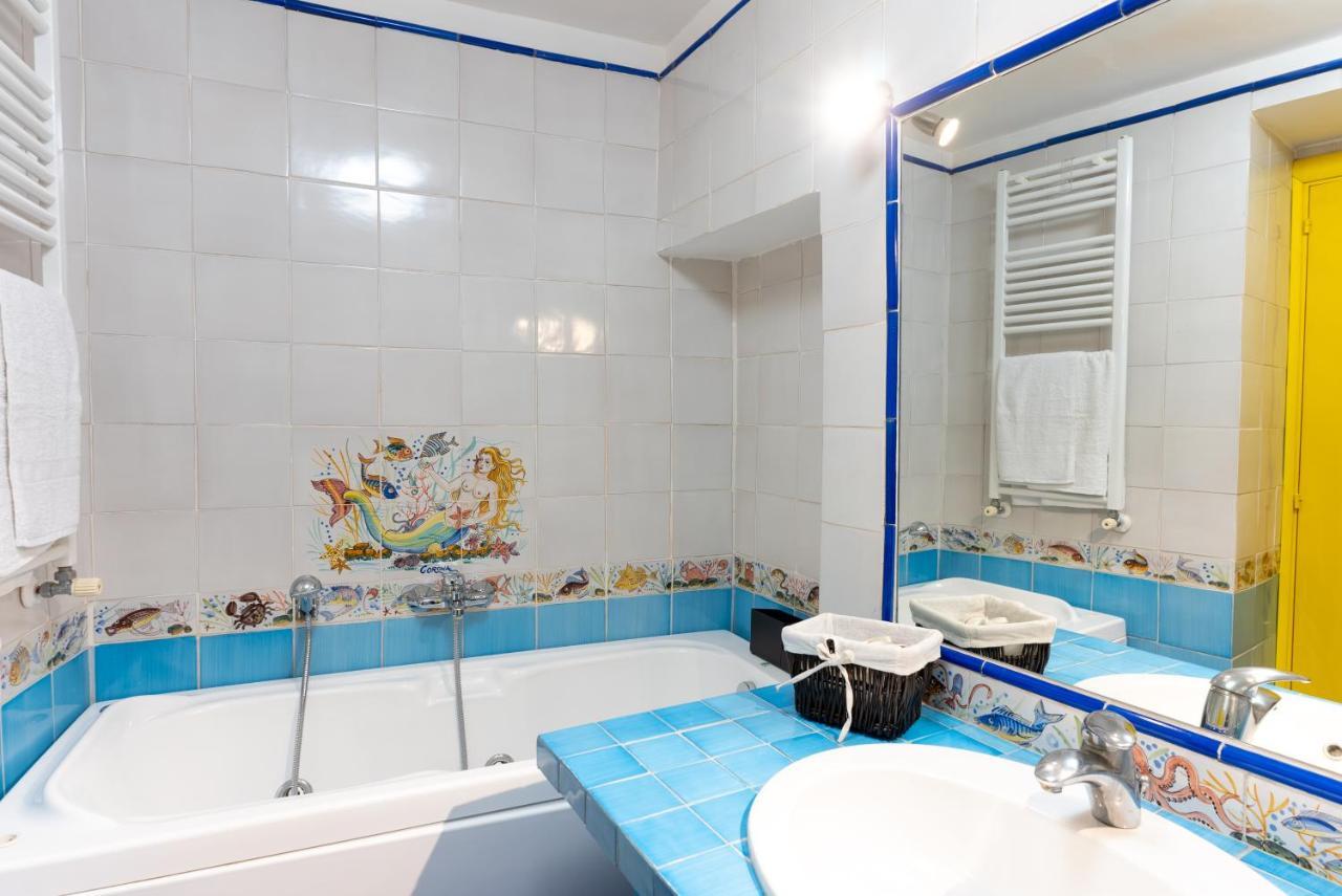 Dimora Del Fico - Appartamento Elegante E Spazioso Napoli Exterior foto